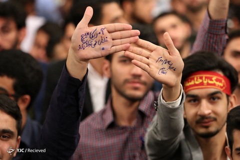 دیدار رمضانی دانشجویان با رهبر انقلاب
