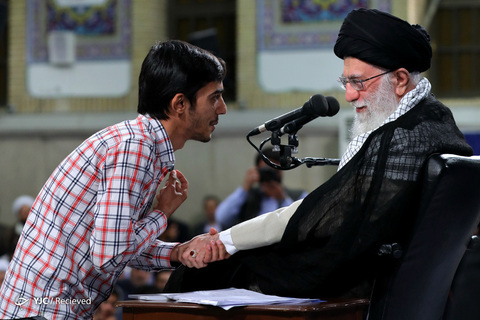 دیدار رمضانی دانشجویان با رهبر انقلاب