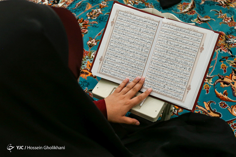 جزء خوانی قرآن در مسجد امام حسن عسکری (ع) قزوین