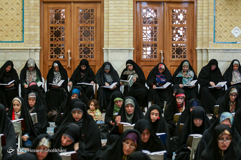 جزء خوانی قرآن در مسجد امام حسن عسکری (ع) قزوین