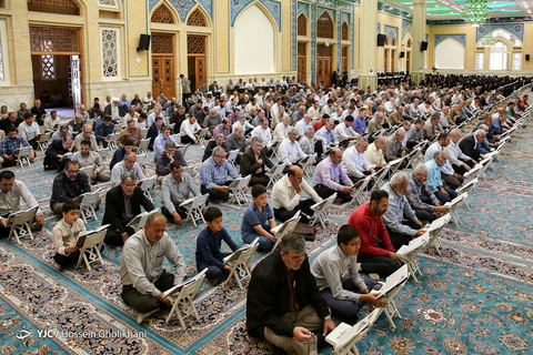 جزء خوانی قرآن در مسجد امام حسن عسکری (ع) قزوین