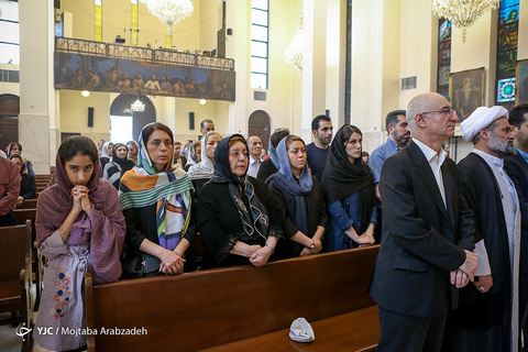 بزرگداشت امام راحل در کلیسای سرکیس مقدس