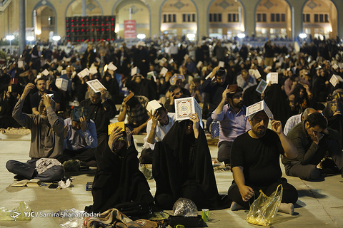 احیای شب نوزدهم رمضان در مصلی امام خمینی(ره) تهران