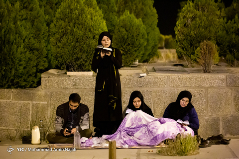 احیای شب نوزدهم رمضان در گلزار شهدای همدان