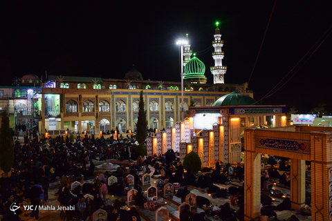 احیای شب نوزدهم رمضان در گلزار شهدا کرمان