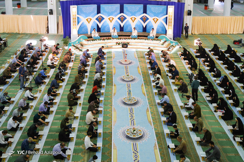 محفل اُنس و جزءخوانی قرآن کریم در مصلی امام خمینی(ره) شهر تبریز