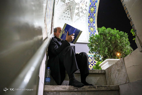 احیای شب ۲۱ رمضان در حرم مطهر رضوی
