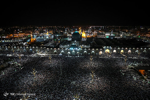 احیای شب ۲۱ رمضان در حرم مطهر رضوی