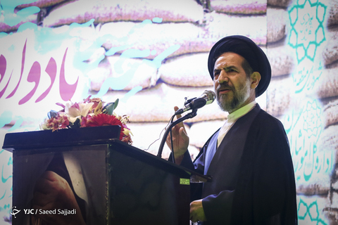 یادواره ۱۰۰۰ شهید منطقه ۱۰ تهران