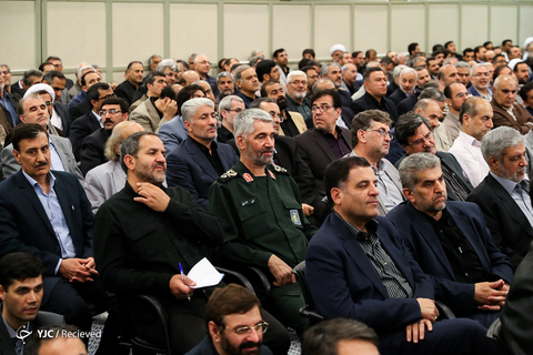 دیدار رمضانی اساتید دانشگاه‌ها با رهبر انقلاب