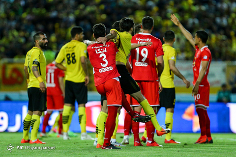 برانکو در آستانه دوگانه
سپاهان ۰ - پرسپولیس ۱