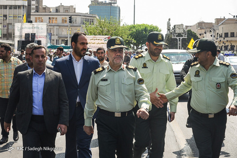 حضور سردار حسین رحیمی فرمانده پلیس پایتخت در راهپیمایی روز جهانی قدس ۹۸ تهران