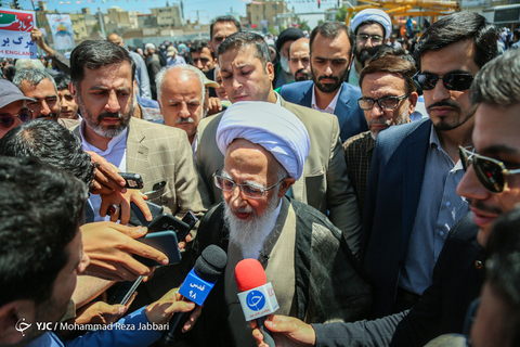حضور آیت‌الله عبدالله جوادی آملی از مراجع تقلید در راهپیمایی روز جهانی قدس ۹۸ قم