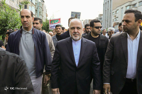 حضور محمدجواد ظریف وزیر امور خارجه در راهپیمایی روز جهانی قدس ۹۸ تهران
