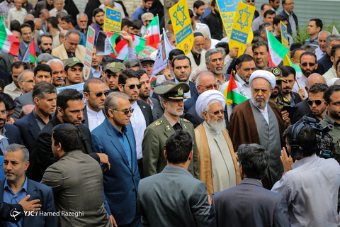 حضور امیرسرتیپ حاتمی وزیر دفاع در راهپیمایی روز جهانی قدس ۹۸ زنجان