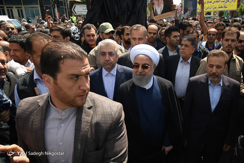 حضور حجت‌الاسلام حسن روحانی رئیس جمهور در راهپیمایی روز جهانی قدس ۹۸ تهران