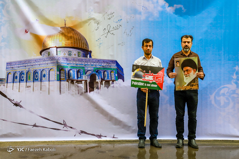 حسین‎علی کیانی، علی‎اصغر نیک پیام - کارمند.