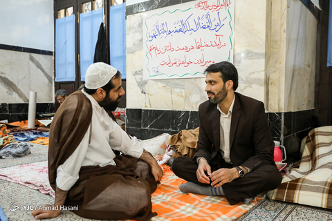 اعتکاف دانش آموزان در مسجد گوهرشاد