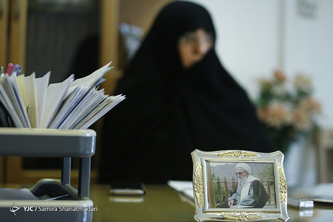 گفتگو با دختر آیت الله مهدوی کنی