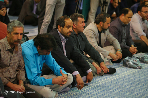 گرامیداشت امام راحل در حسینیه جماران