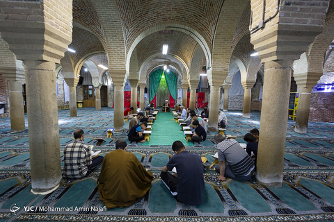 اعتکاف رمضانیه در مسجد جامع همدان