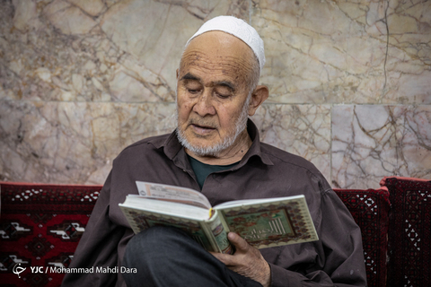 روزهای پایانی رمضان در محله گلشهر مشهد
