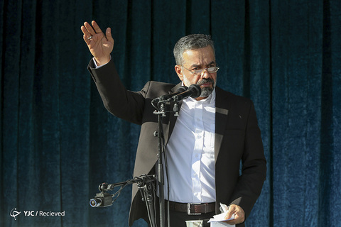 اقامه نماز عیدسعیدفطر به امامت رهبر انقلاب