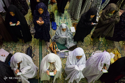 اقامه نماز عیدسعیدفطر در مصلی کرمان