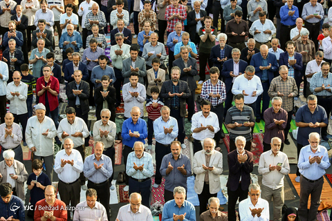 اقامه نماز عیدسعیدفطر در تبریز