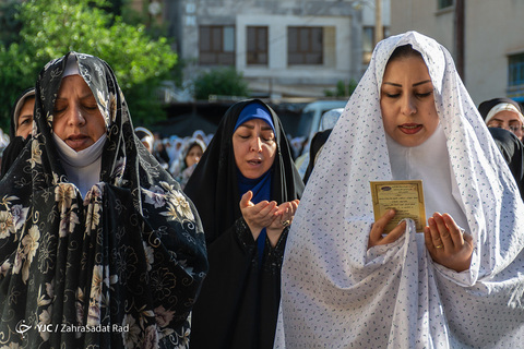 اقامه نماز عیدسعیدفطر در امامزاده سیدجعفر و حمیده خاتون(ع) باغ فیض تهران