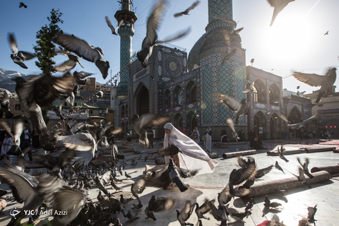 اقامه نماز عید سعید فطر در امامزاده صالح(ع)