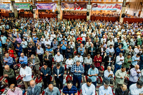 اقامه نماز عیدسعیدفطر در ساری