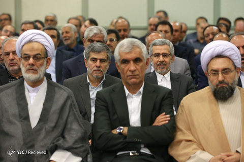 دیدار مسئولان نظام و سفرای کشورهای اسلامی با رهبر انقلاب