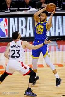 بازی پنجم فینال لیگ بسکتبال NBA