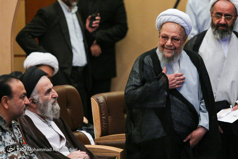 همایش ملی پرچمداران انقلاب