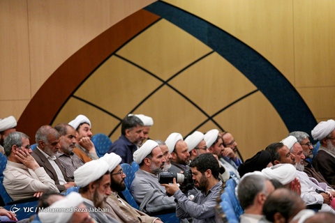 همایش ملی پرچمداران انقلاب