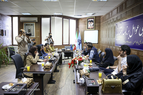 نشست خبری برنامه 