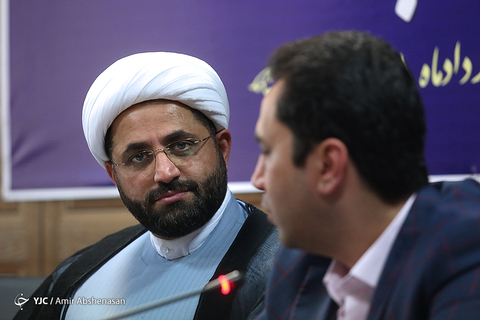 نشست خبری عوامل برنامه دعوت