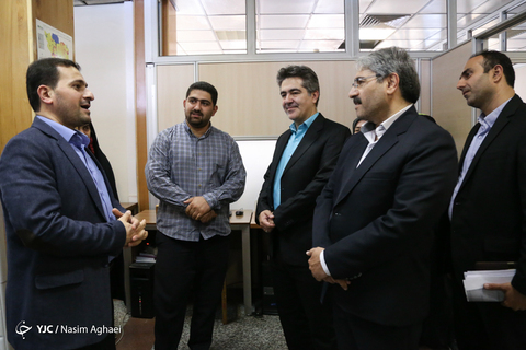 بازدید معاون محیط زیست دریایی از باشگاه خبرنگاران