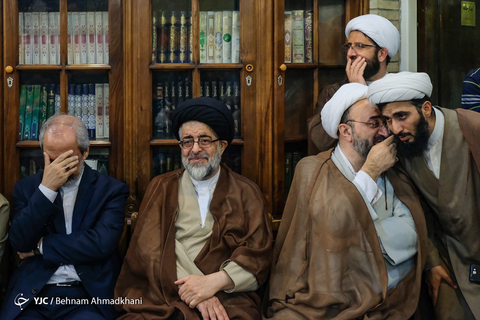 در حاشیه بزرگداشت حجت الاسلام محمد خرسند امام جمعه شهید کازرون در مسجد نور تهران