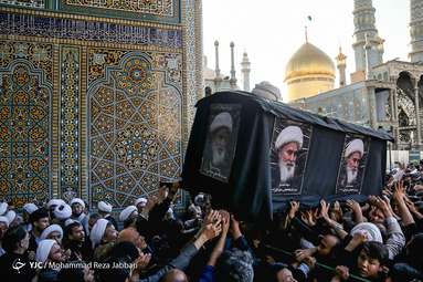 تشییع پیکر مرحوم آیت‌الله قربانعلی محقق کابلی از مراجع شیعه افغانستان در شهر مقدس قم