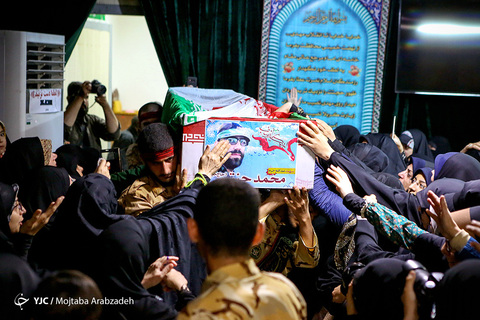 وداع با پیکر مطهر شهید مدافع حرم محمد حجتی