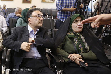 مناظره تاجزاده و زاکانی