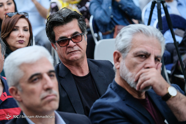 جعفر پناهی کارگردان حامی فتنه در گرامیداشت عباس کیارستمی در خانه سینما به مناسبت زادروز تولدش