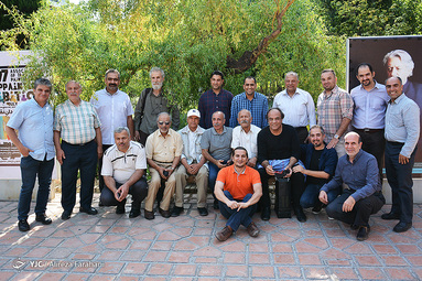 سومین دوره نشان عکس سال مطبوعاتی ایران