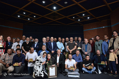 سومین دوره نشان عکس سال مطبوعاتی ایران
