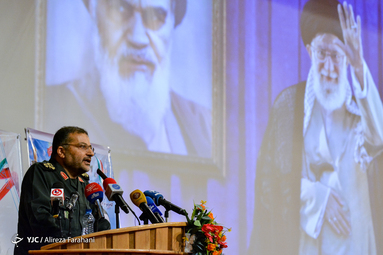 سردار غلامرضا سلیمانی رئیس جدید سازمان بسیج در آئین تکریم و معارفه رئیس سازمان بسیج مستضعفین