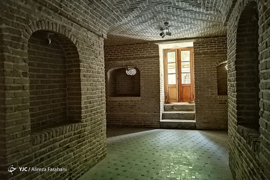 بازگشایی خانه تاریخی ملک