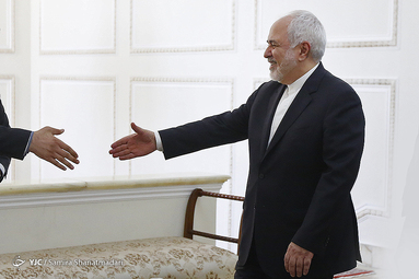 تقدیم استوارنامه سفرای جدید افغانستان و بولیوی