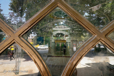 امامزاده آمنه خاتون(س) در خیابان عباس‌آباد اراک 